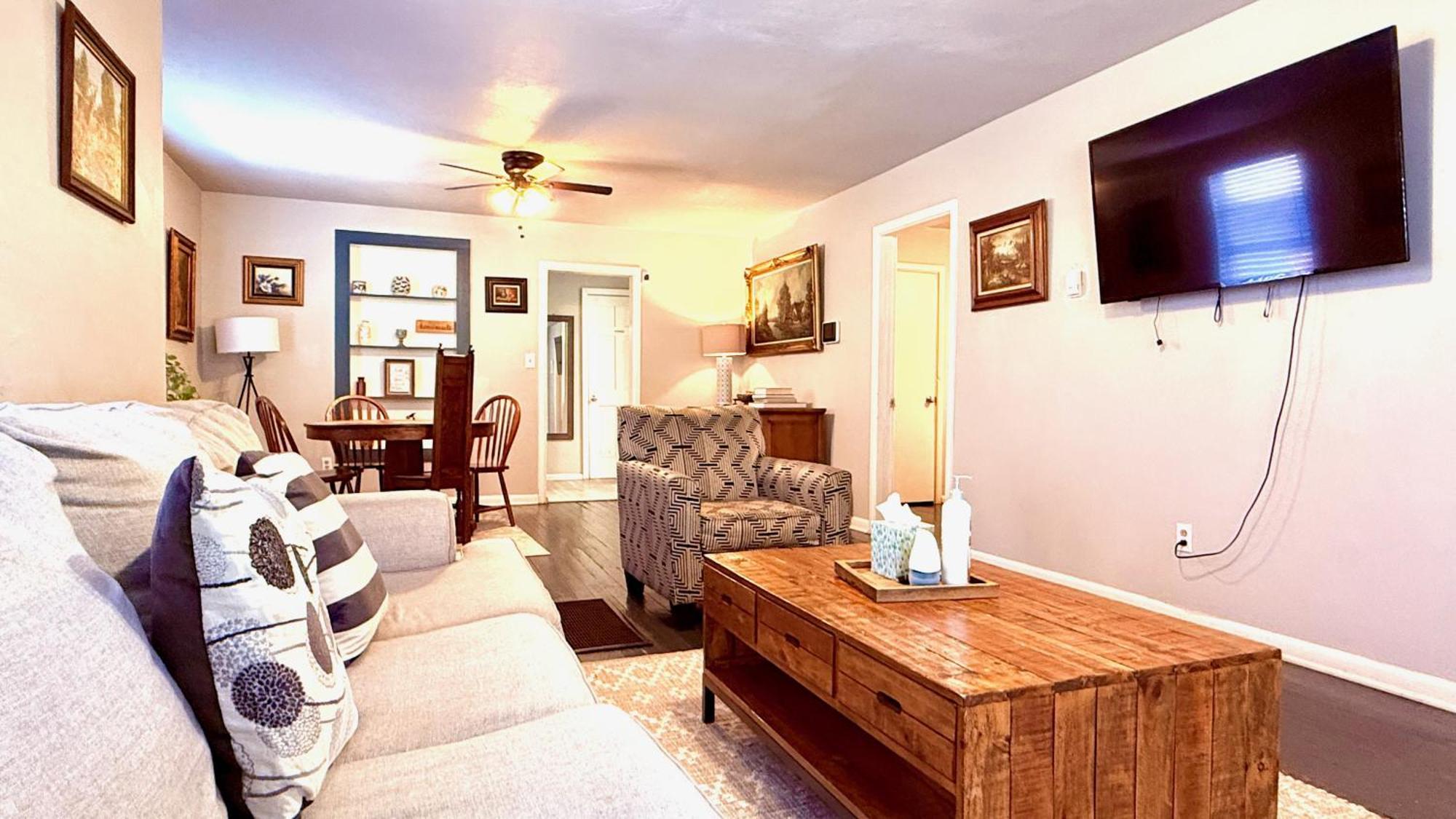 Charming Vintage Home Built In 1904 #N9 オクラホマシティ エクステリア 写真